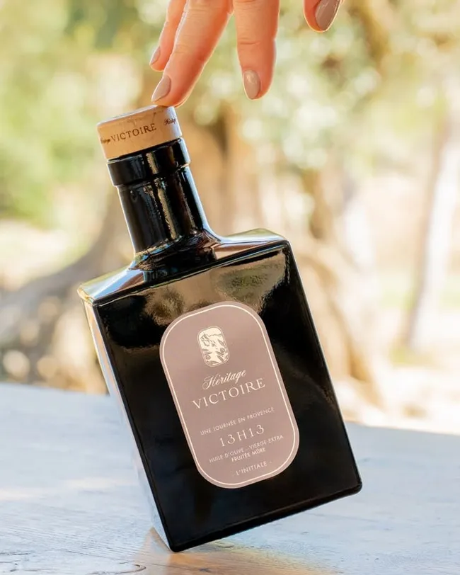 Héritage Victoire, packaging bouteille huile olive 13h13