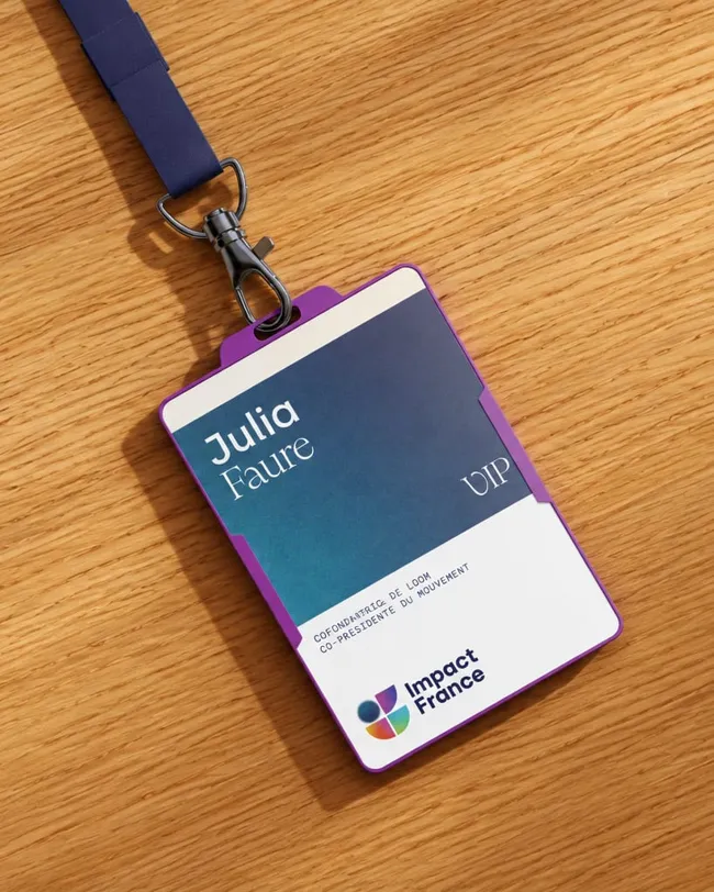 Impact France, communication print badge